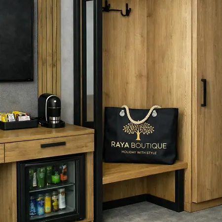 Ξενοδοχείο Raya Boutique Σάνι Μπιτς